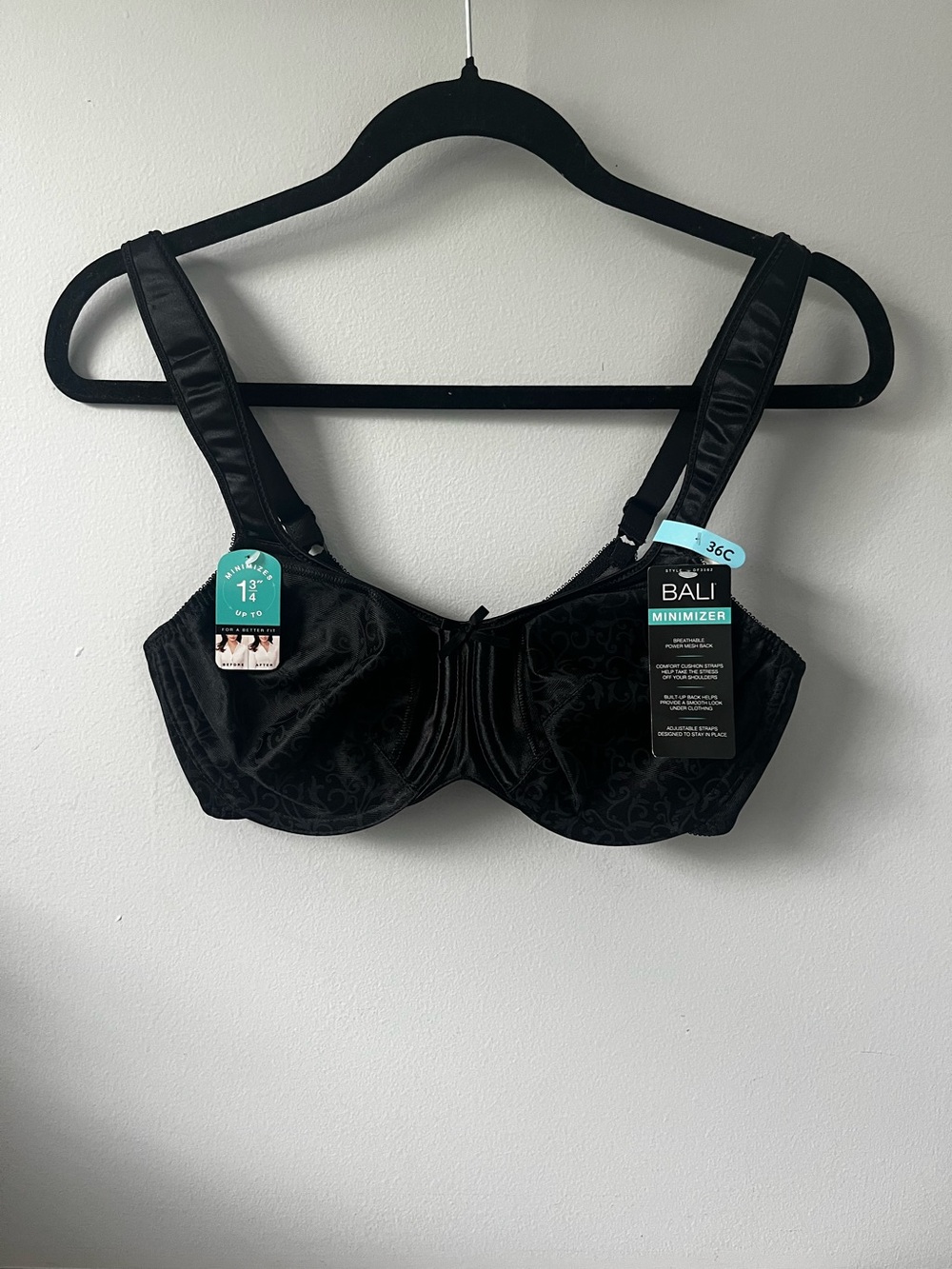 NWT Bali Minimizer Underwire Bra in Black Sz 36C